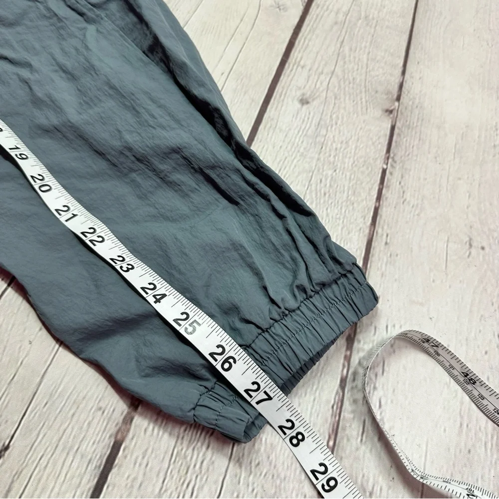 Fabletics Gray Jogger track windbreaker Pants womens XS activewear workout